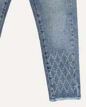 Load image into Gallery viewer, FALSE