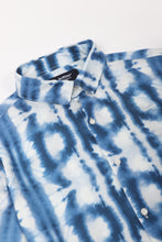 Load image into Gallery viewer, Tie and dye Shirt