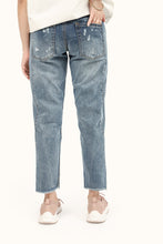 Load image into Gallery viewer, FALSE