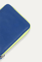 Load image into Gallery viewer, Contrast Wallet
