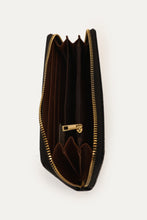 Load image into Gallery viewer, Croc Textured Clutch
