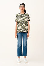 Load image into Gallery viewer, Camouflage Crew Neck T-Shirt
